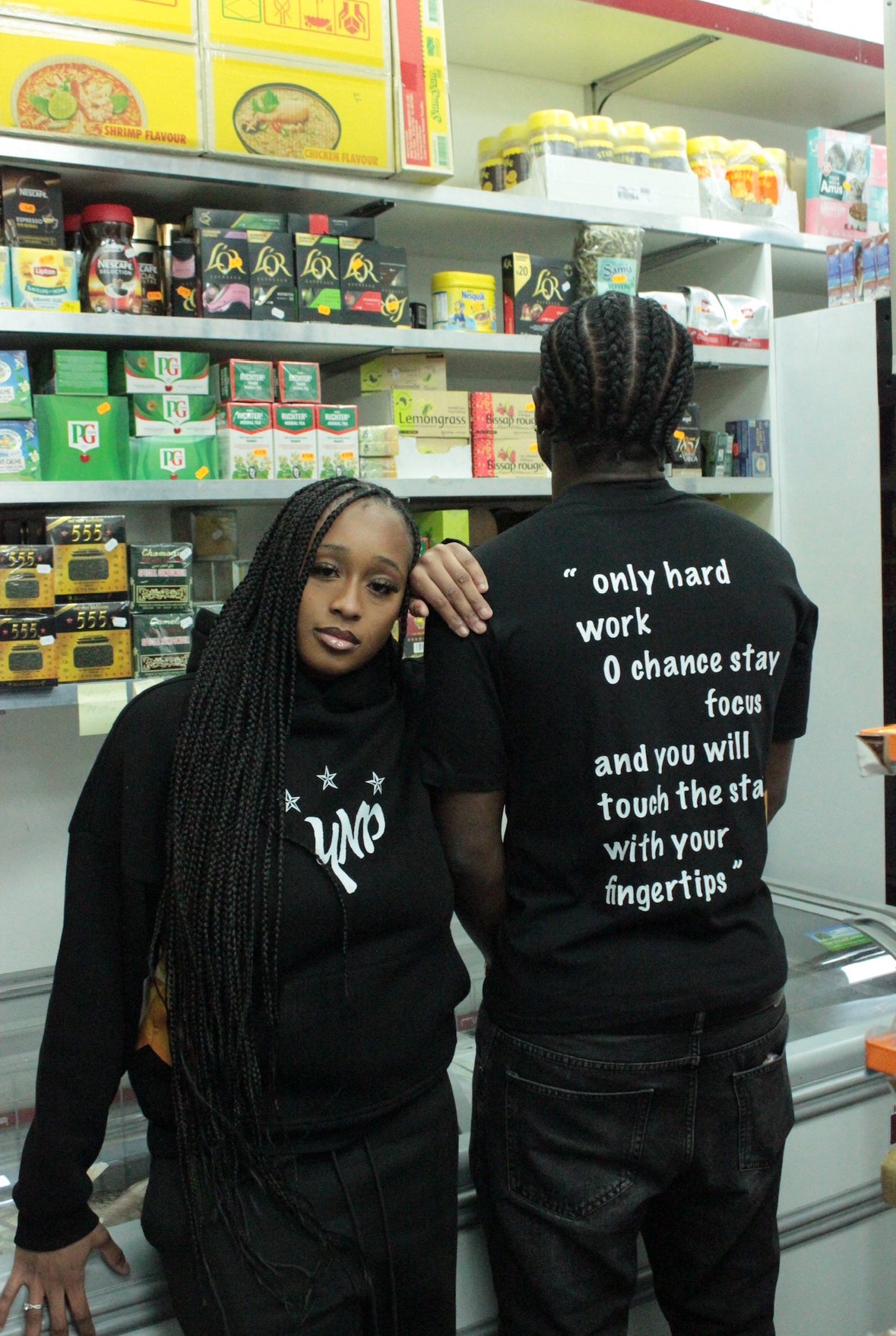 T-SHIRT NOIR YNP STAR